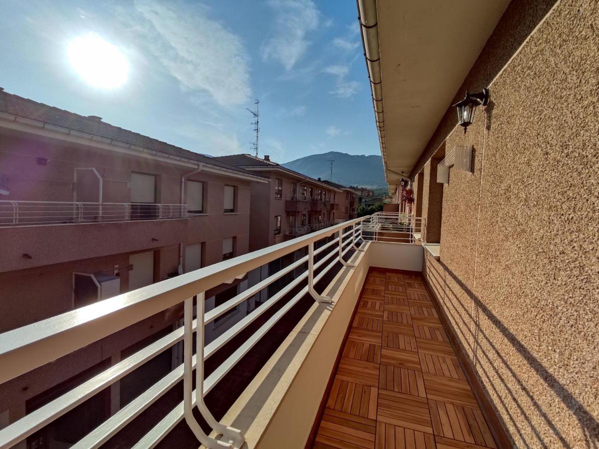 Acogedor Apartamento Junto A La Plaza Villasana de Mena Экстерьер фото